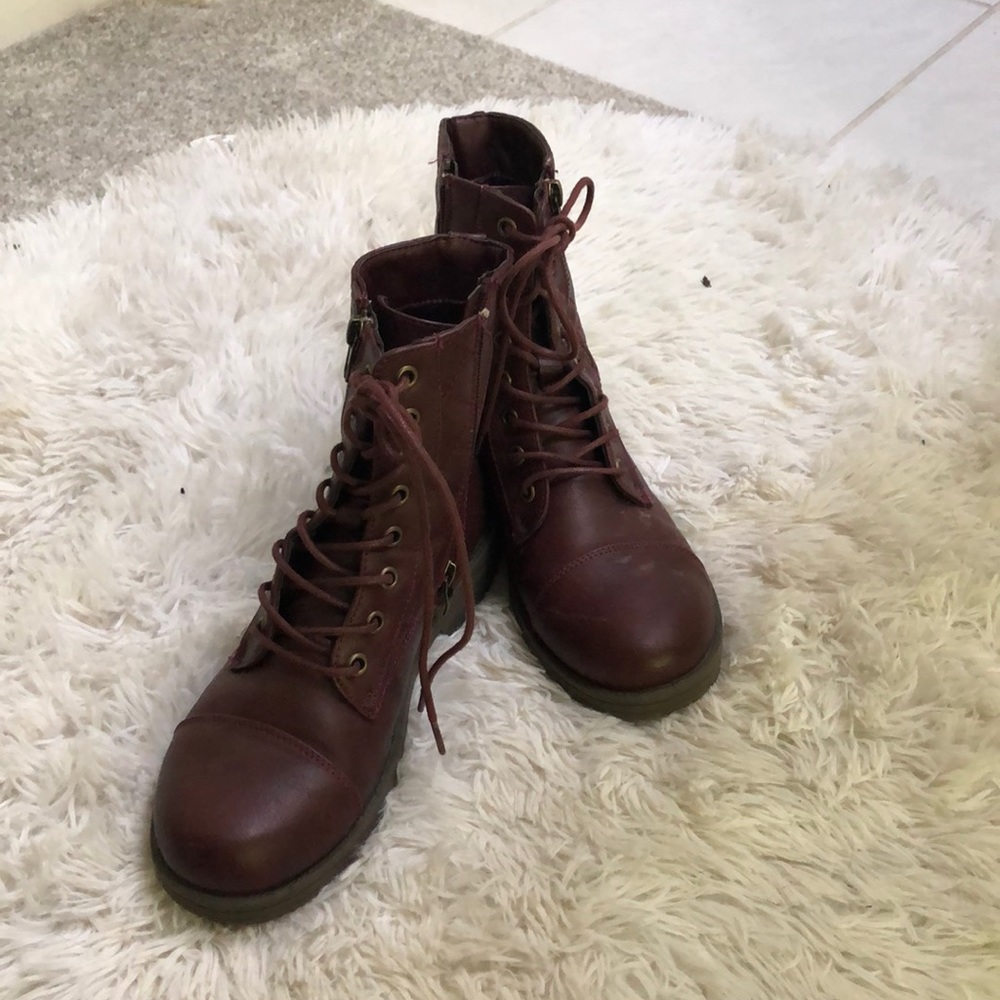Super cute just never wear them anymore